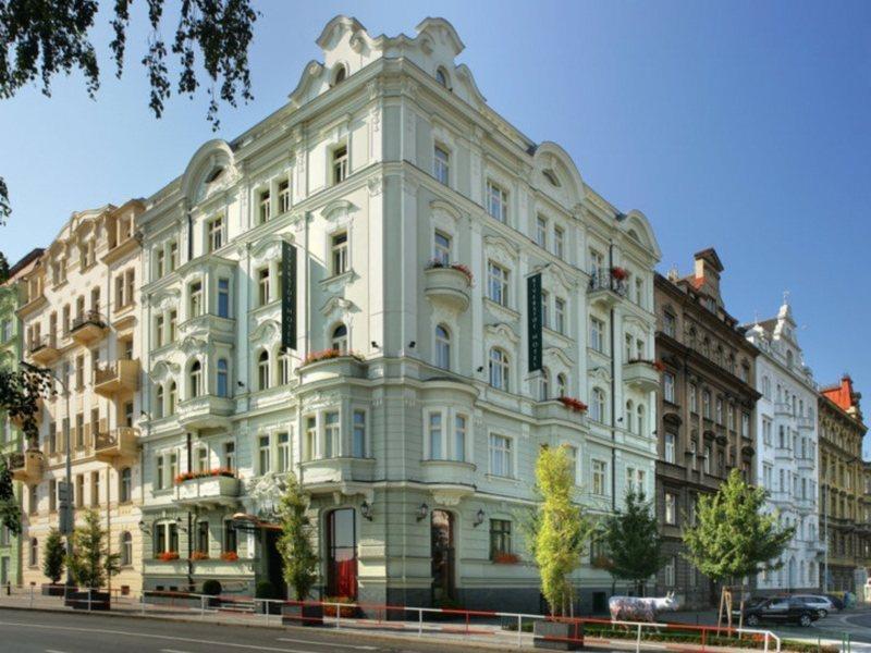 Mamaison Hotel Riverside Prague Exterior photo The White Eagle Residence